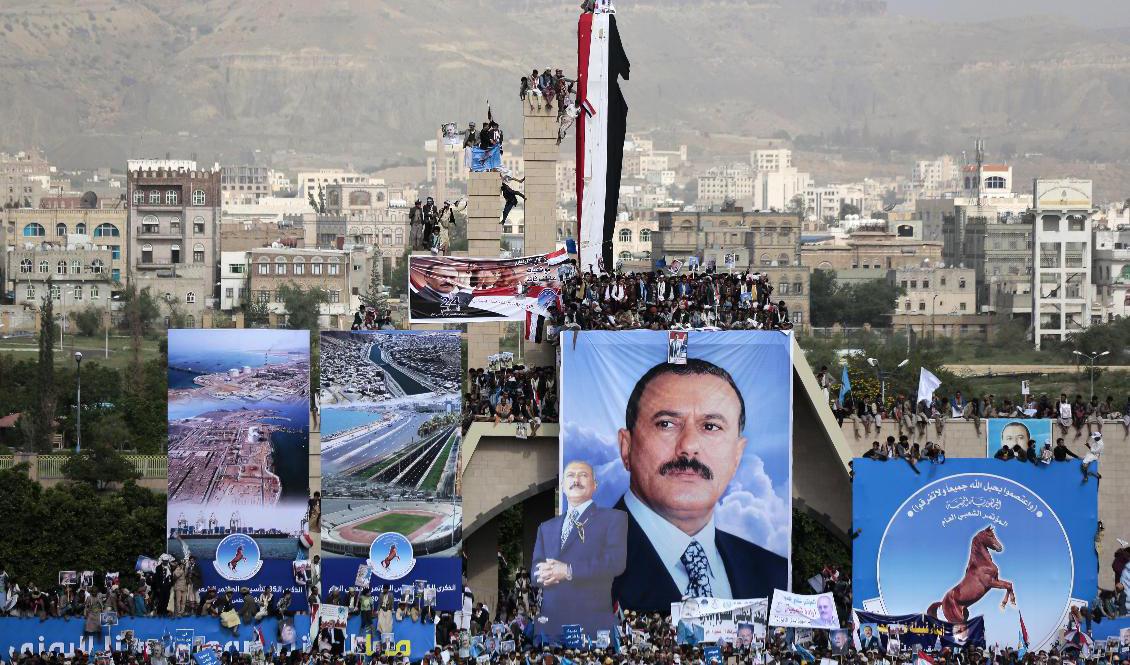 Anhängare till Jemens tidigare president Ali Abdullah Saleh vid en manifestation 2017. Arkivbild. Foto: Hani Mohammed/AP/TT