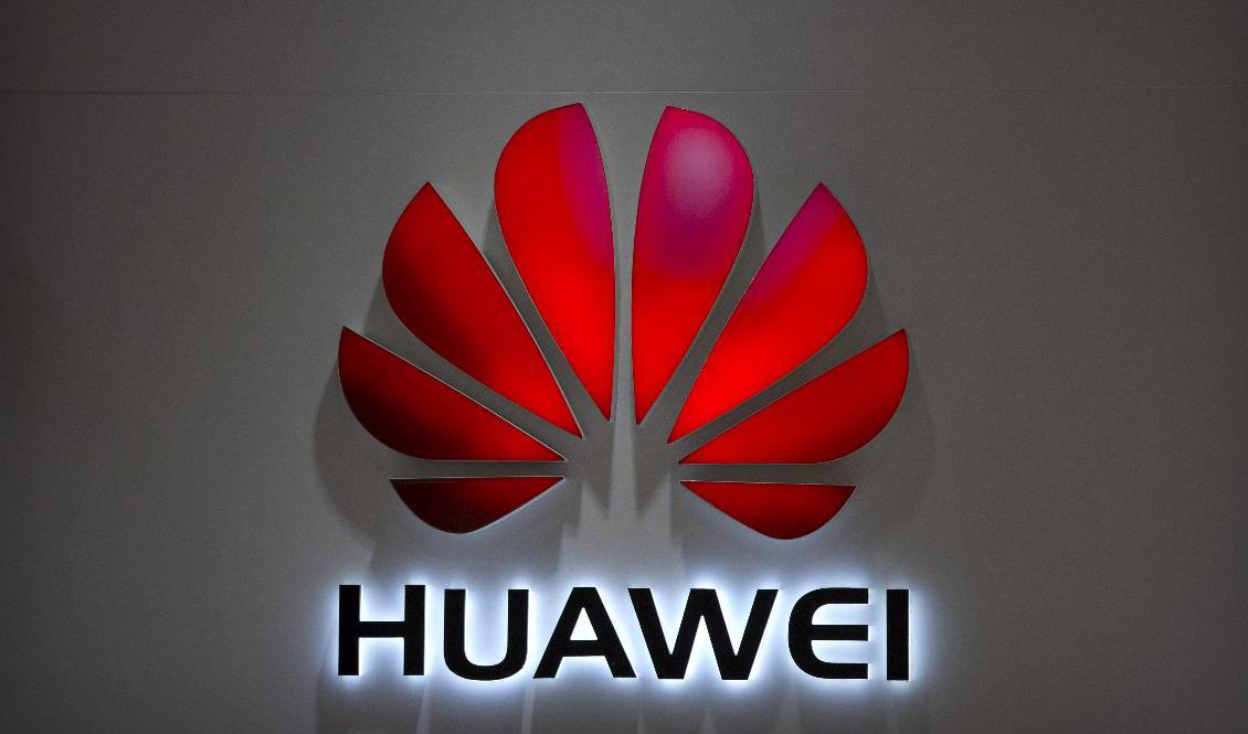 Huawei är omtvistat i flera länder. I Sverige har den kinesiska teknikjätten stängts ute från 5G-nätet. Arkivbild. Foto: Mark Schiefelbein/AP/TT
