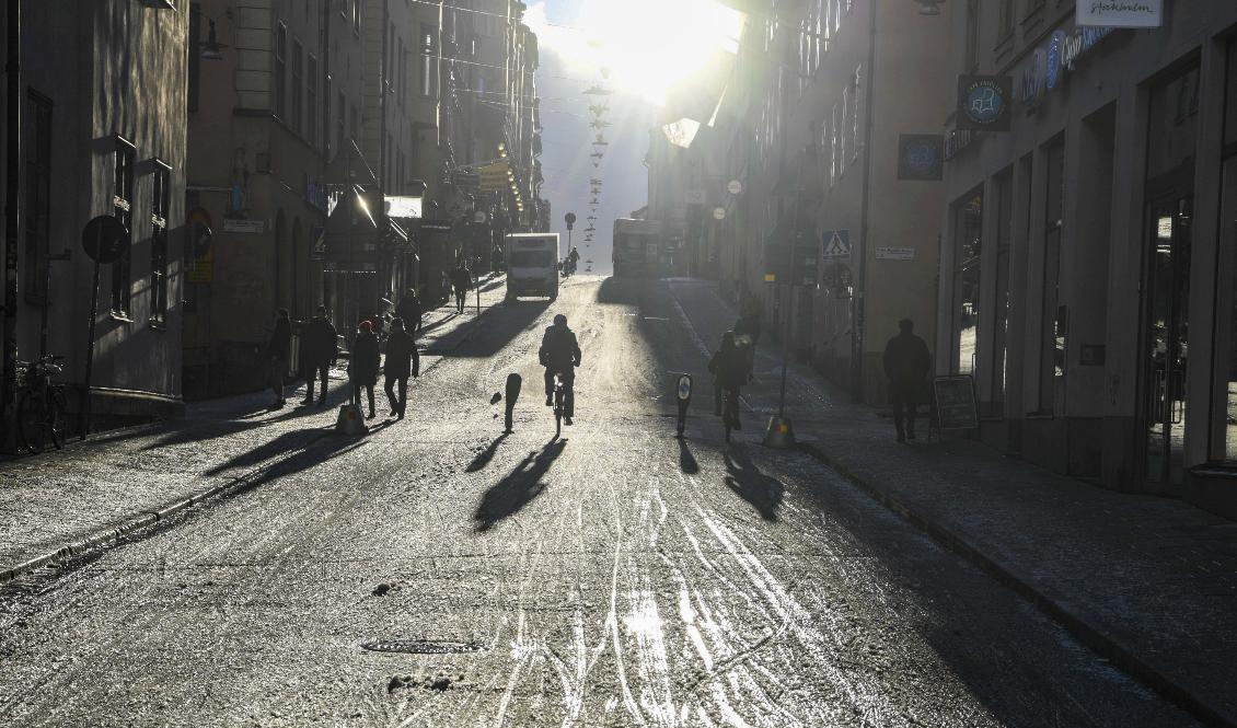 Vårvärmen är på väg. Denna bild är dock tagen i Stockholm under en solig dag i januari. Arkivbild. Foto: Carl-Olof Zimmerman/TT