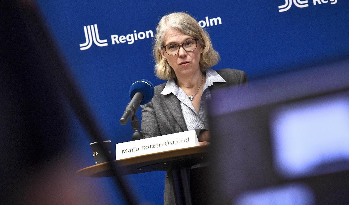 Smittskyddsläkare Maria Rotzén Östlund under en pressträff där Region Stockholm berättar om pandemiläget och de åtgärder som vidtas. Foto: Claudio Bresciani/TT