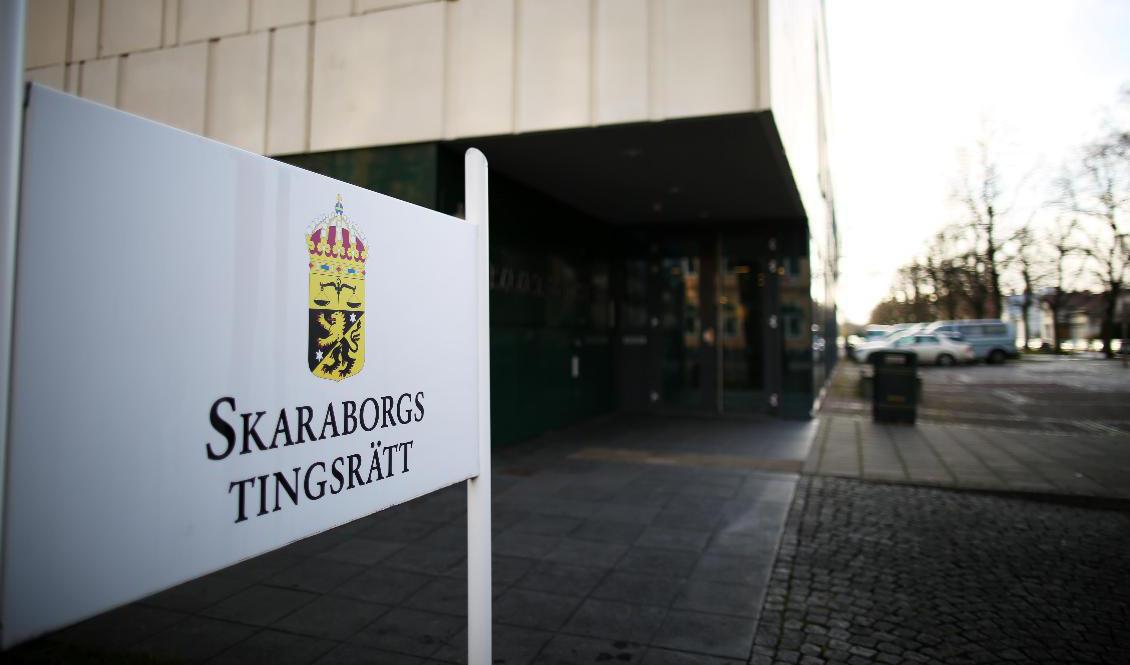 Tre män döms av Skaraborgs tingsrätt för grov stöld, försök till grov stöld och grovt häleri för att ha stulit sadlar och annan utrustning till ett värde av över en miljon kronor. Foto: Björn Larsson Rosvall/TT