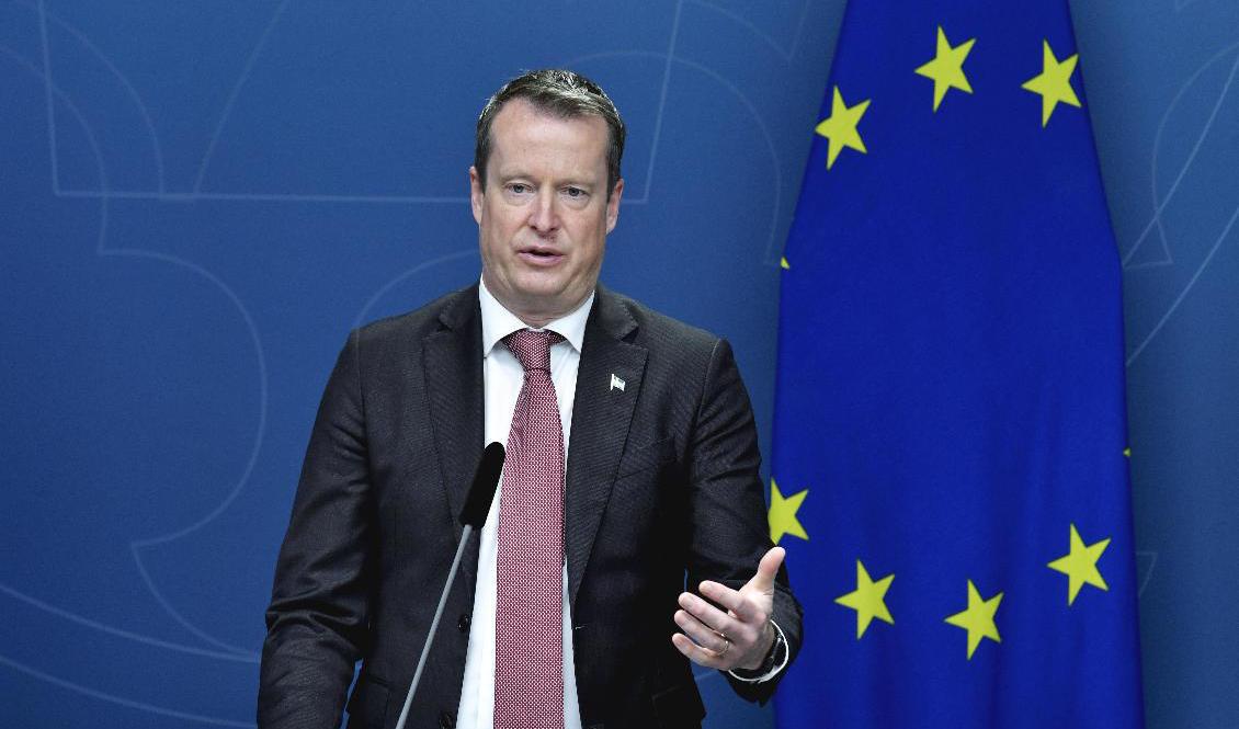Digitaliseringsminister Anders Ygeman (S) har många frågor efter EU-kommissionens förslag på vaccinpass. Arkivbild. Foto: Jessica Gow/TT