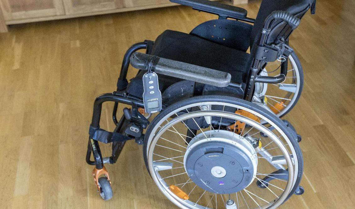 Mannen får omfattande stöd av kommunen eftersom han uppgett att han är rullstolsburen, men kunde röra sig utan problem i polisens arrest. Arkivbild. Foto: Gorm Kallestad/NTB/TT