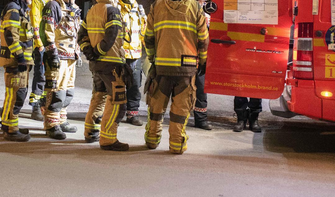 Räddningstjänten är på plats i Årsta i Stockholm. Arkivbild. Foto: Ali Lorestani/TT