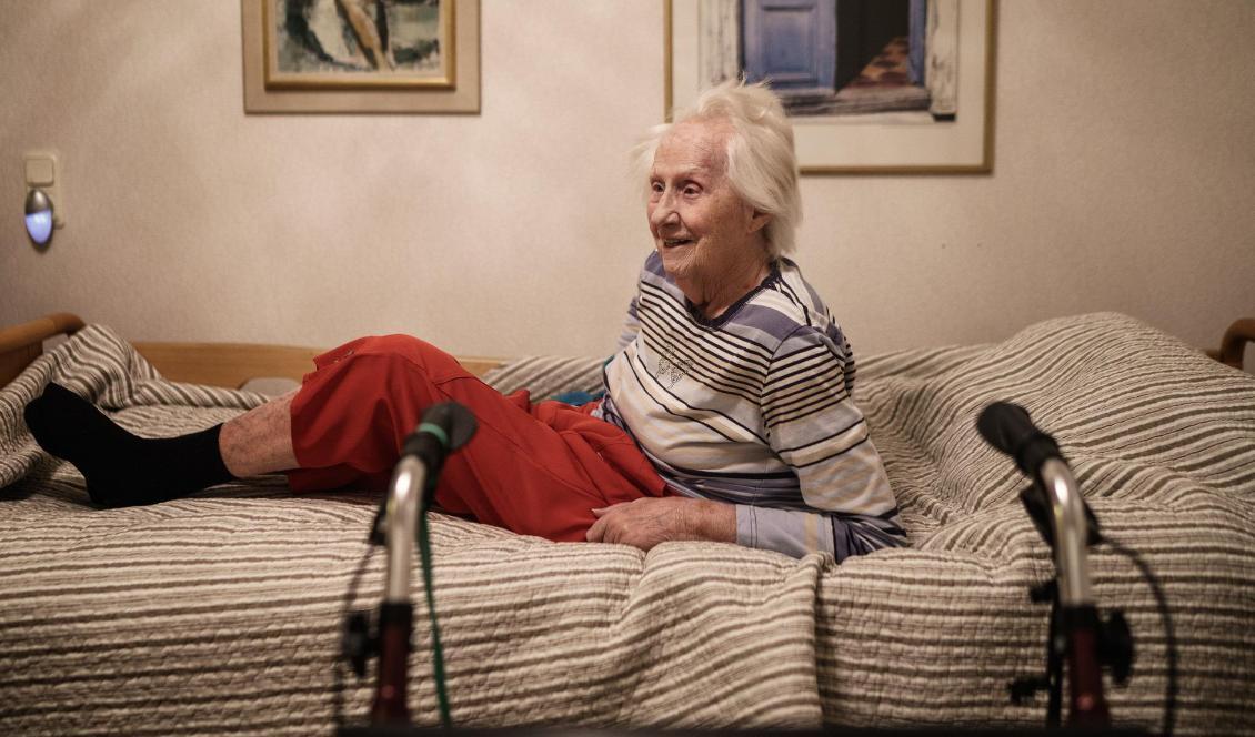 En kvinna på ett äldreboende i Göteborg. Foto: Fredrik Lerneryd/Getty Images
