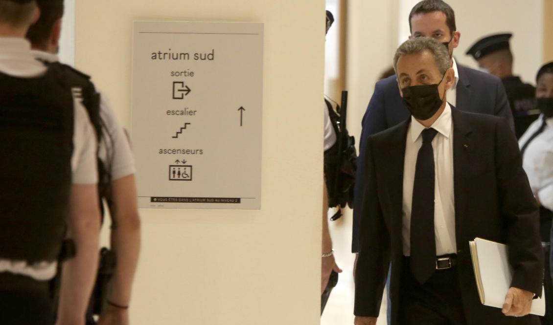 Frankrikes forne president Nicolas Sarkozy nekar till brott. Foto: Rafael Yaghobzadeh/AP/TT