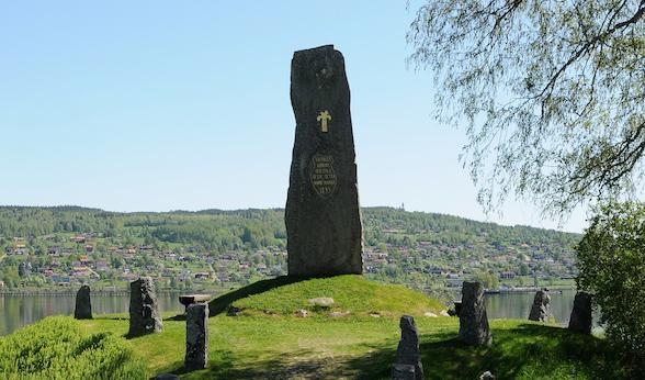 Materialet som läggs upp i appen kontrolleras så att det stämmer överens med den angivna platsen. Ovan syns Vasamonumentet i Rättvik. Foto: TS Eriksson
