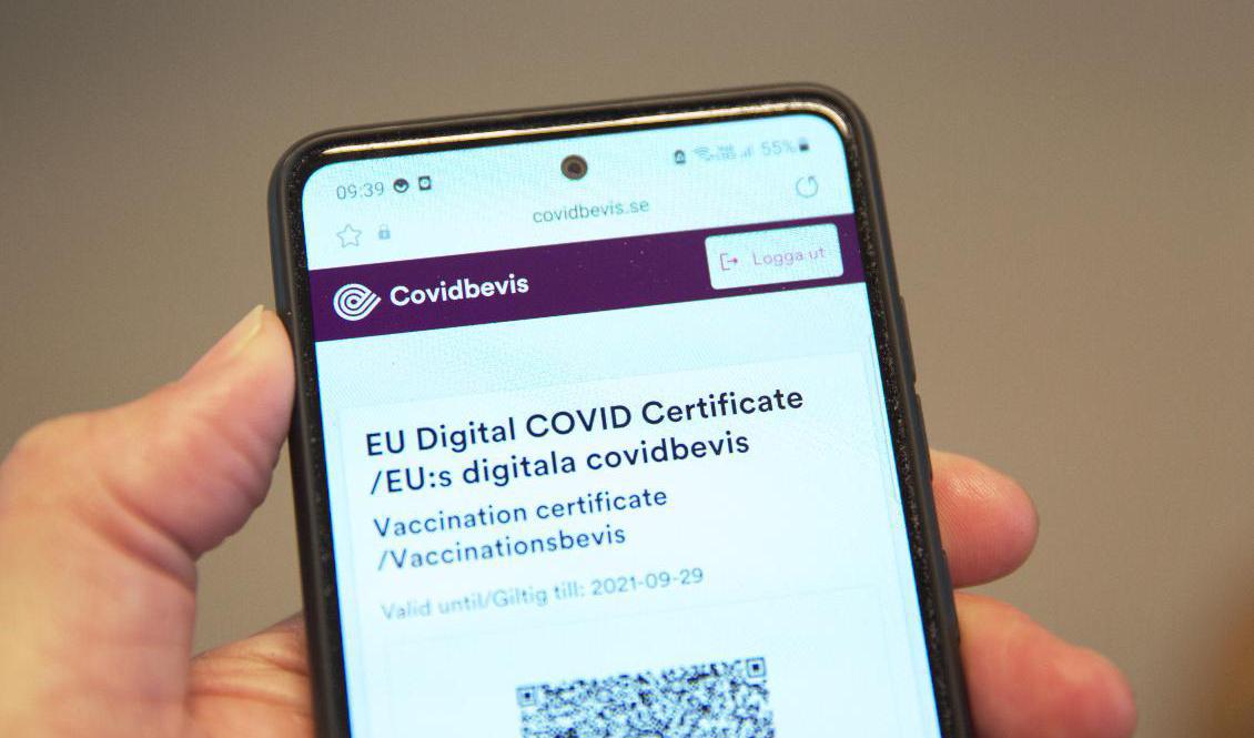 Vaccinationsbeviset ska kunna användas som en smittskyddsåtgärd att ha i beredskap enligt ett förslag från regeringen. Arkivbild. Foto: Johan Jeppsson/TT