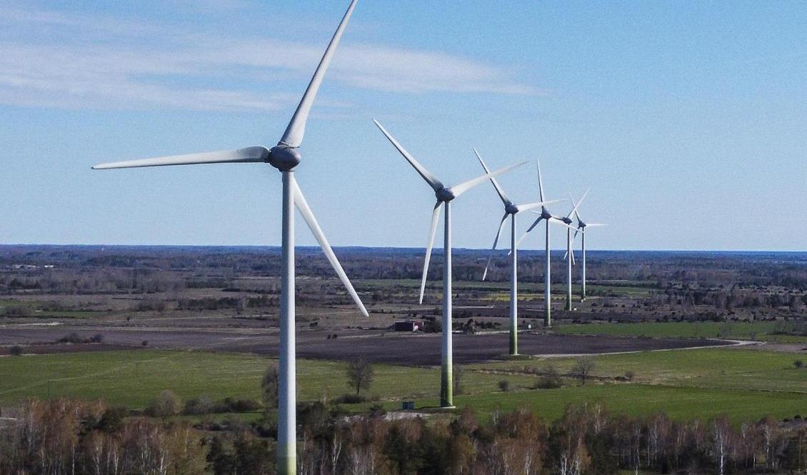 Trots fortsatt hög vindkraftsproduktion ökade elpriserna kraftigt under måndagen. Arkivbild. Foto: Jonas Ekströmer/TT