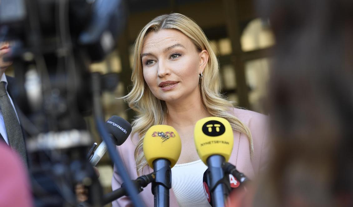 Kristdemokraternas partiledare Ebba Busch har gjort upp om förlikning med säljaren i den omtalade striden om ett hus utanför Uppsala. Arkivbild. Foto: Stina Stjernkvist/TT