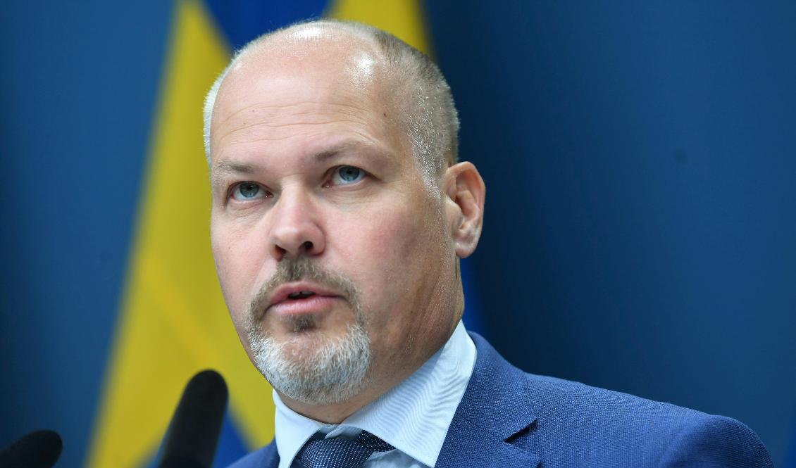 Justitie- och migrationsminister Morgan Johansson vill ge polisen fler verktyg mot gängkriminella. Arkivbild. Foto: Fredrik Sandberg/TT