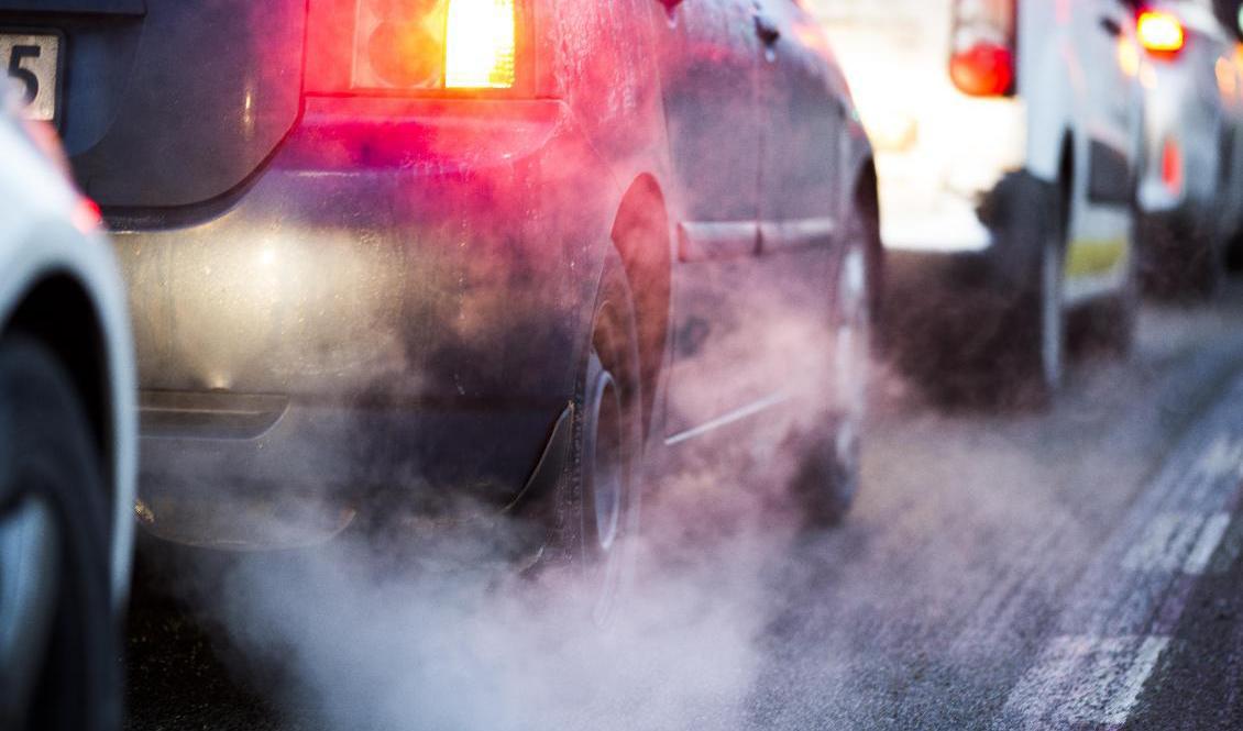 Luftföroreningar från bland annat avgaser dödar över 300 000 européer årligen. Arkivbild. Foto: Berit Roald/AP/TT