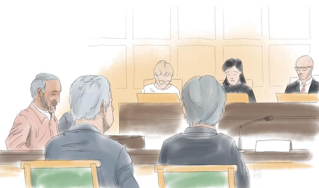 Den krigsbrottsåtalade Hamid Noury förhörs i Stockholms tingsrätt. Noury misstänks för krigsbrott i samband med tusentals avrättningar i Iran. Foto: Anders Humlebo/TT