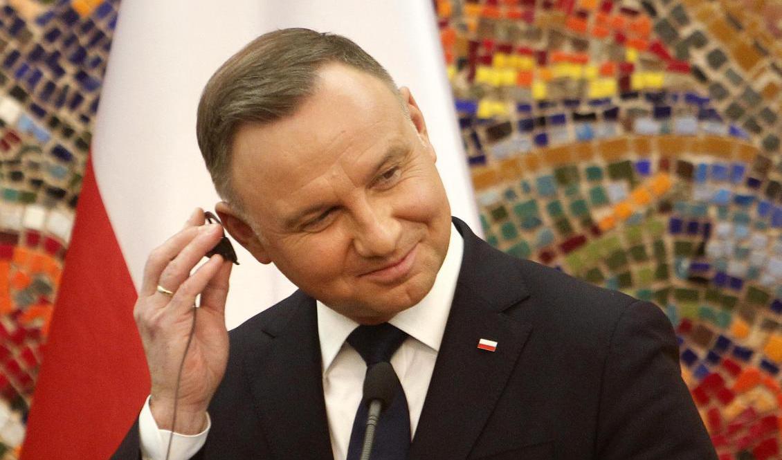 Det ligger i den polska presidenten Andrzej Dudas makt att ge ett kontroversiellt lagförslag grönt ljus. Arkivbild. Foto: Boris Grdanoski/AP/TT