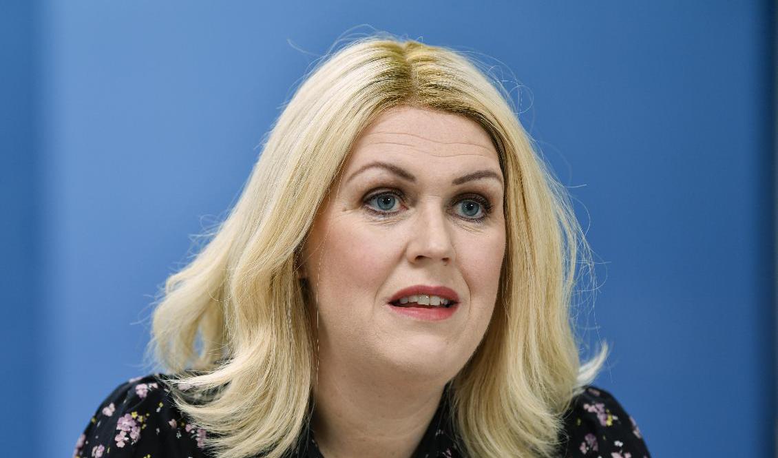Socialminister Lena Hallengren (S) anmäls till riksdagens konstitutionsutskott (KU) av Sverigedemokraterna för turerna kring Coronakommissionens försök att få ut underlag om pandemimöten från regeringskansliet. Arkivbild. Foto: Henrik Montgomery/TT
