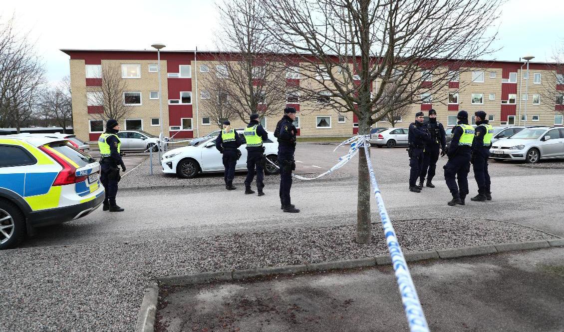 Polisen har inlett en förundersökning om misstänkt mord efter en skottlossning i Linköping. Foto: Jeppe Gustafsson/TT