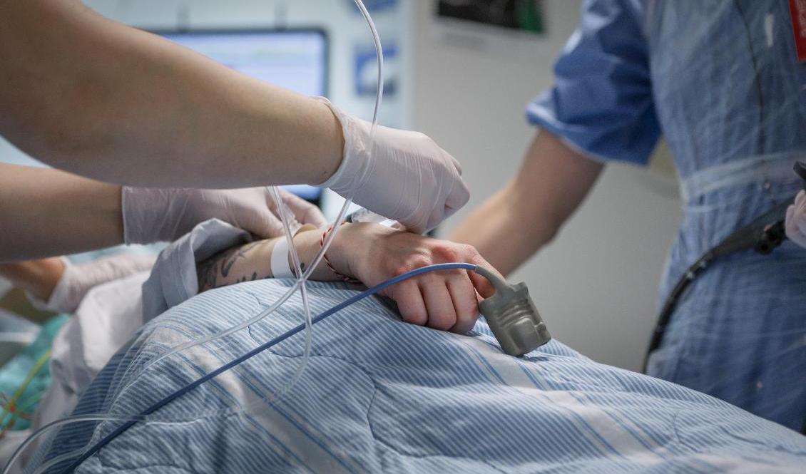 49 procent uppger att de har stort förtroende för vården, vilket är en minskning mot i fjol. Arkivbild. Foto: Simon Rehnström/SvD/TT