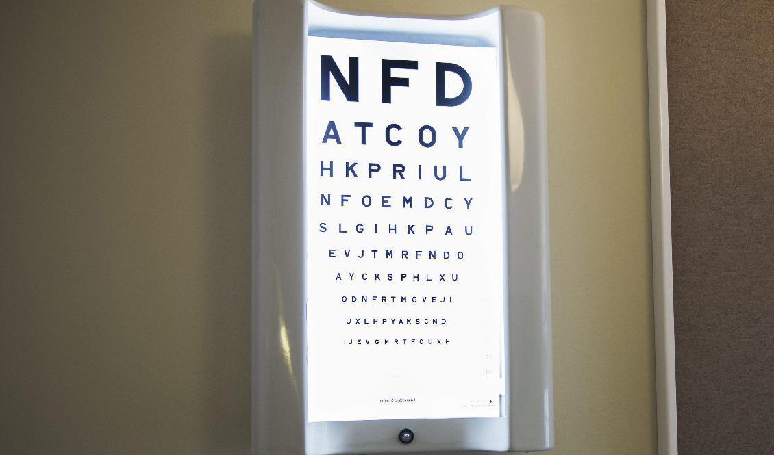 De flesta av patienterna har inga problem med att läsa på en syntavla, men uthållighet och fokuseringsförmåga har påverkats. Arkivbild. Foto: Fanni Olin Dahl/TT