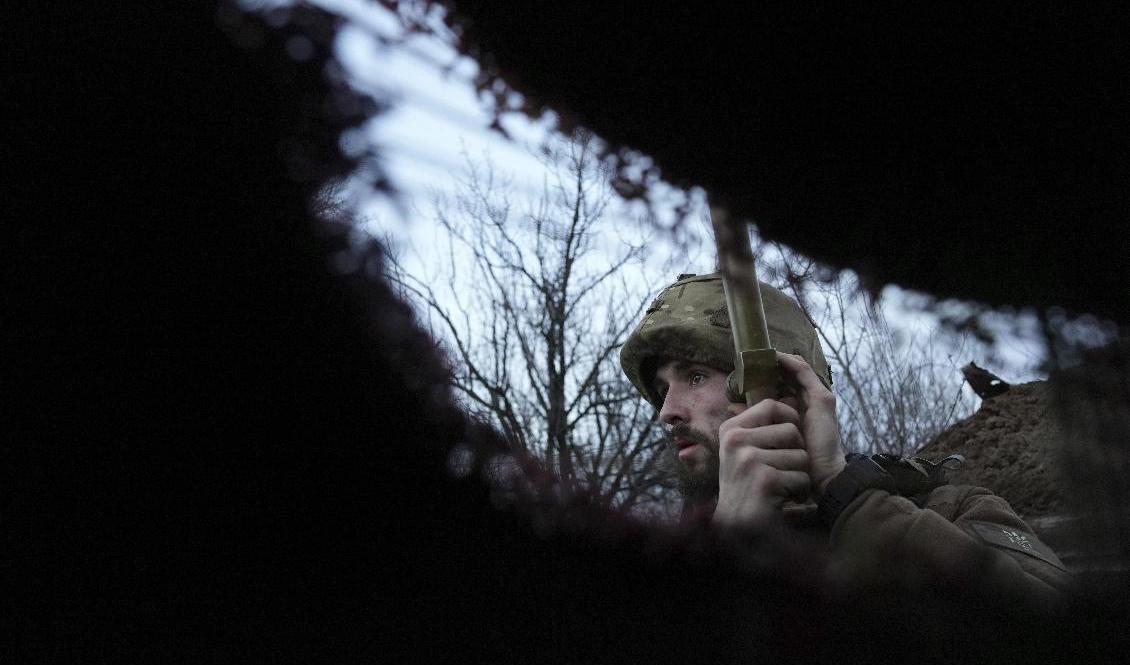 Spänt läge kring Ukraina. Foto: Jevgenij Maloletka/AP/TT