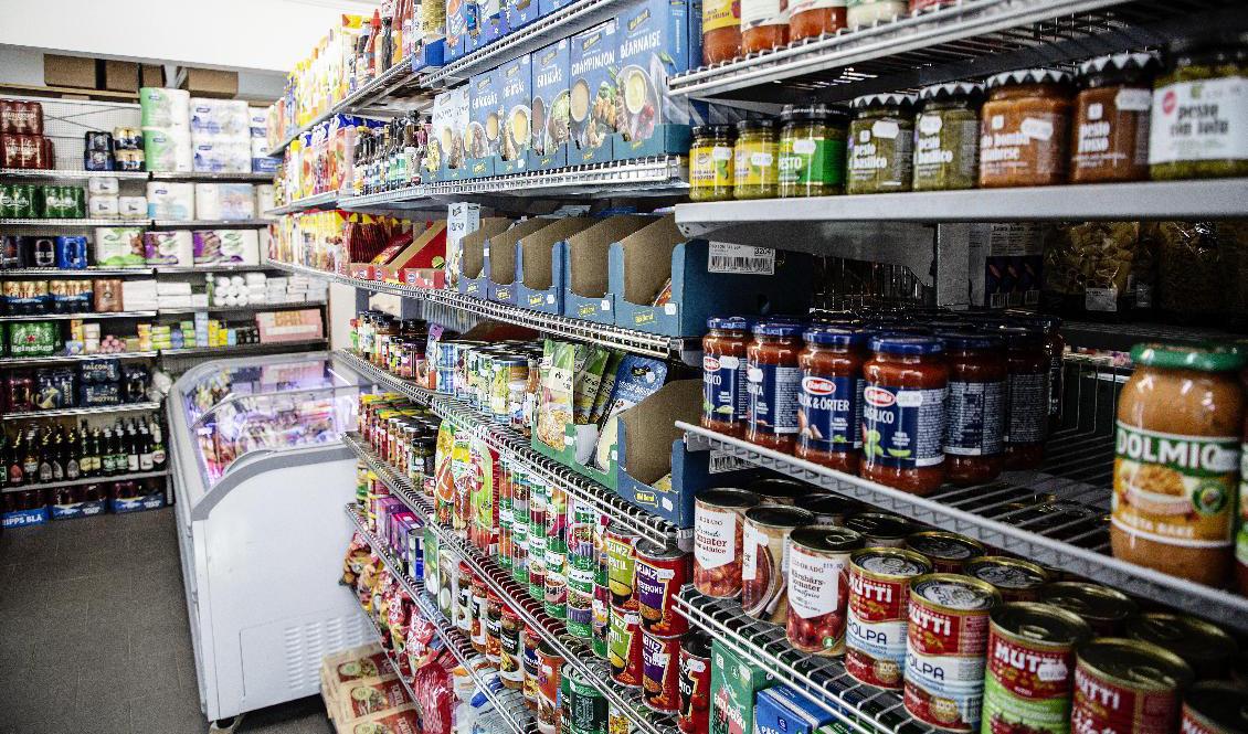 Ingredienser ska kunna bytas ut utan att innehållsdeklarationen på förpackningen ändras. Kravet är att bytet sker till följd av kriget i Ukraina. Foto: Arkivbild- Martina Holmberg / TT