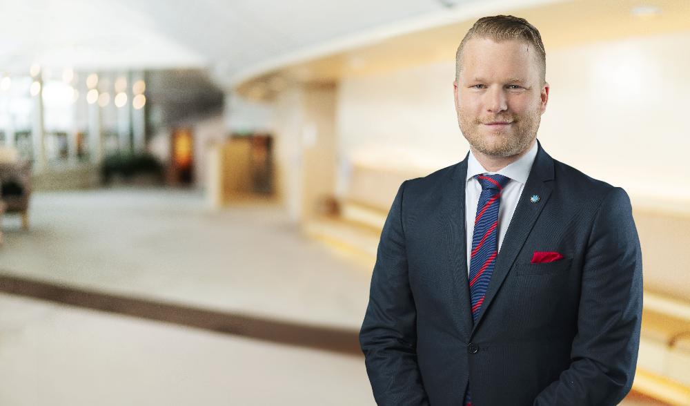 Alexander Christiansson är en av Sverigedemokraternas två ordinarie ledamöter i näringsutskottet där den andra andra är Mattias Bäckström Johansson. Foto: Riksdagen