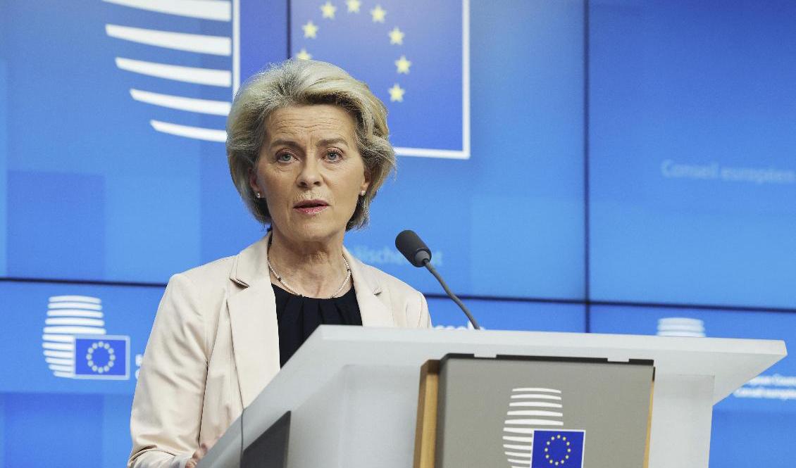 EU-kommissionen och dess ordförande Ursula von der Leyen har nu godkänt Sveriges del av det gemensamma coronastödet. Arkivfoto. Foto: Olivier Matthys/AP/TT