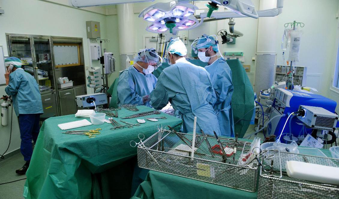 Effekterna av pandemin är fortsatt "påtagliga" för vården, enligt Socialstyrelsen. Foto: Arkivbild. Bertil Ericson/TT