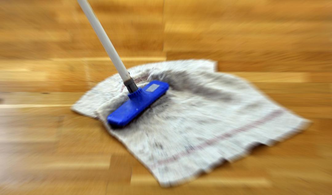 De hemtjänstanställda kortare ner besök, eller gjorde dem inte alls, med hjälp av fusk vid in- och utloggning med QR-koder. Arkivbild. Foto: Hasse Holmberg/TT