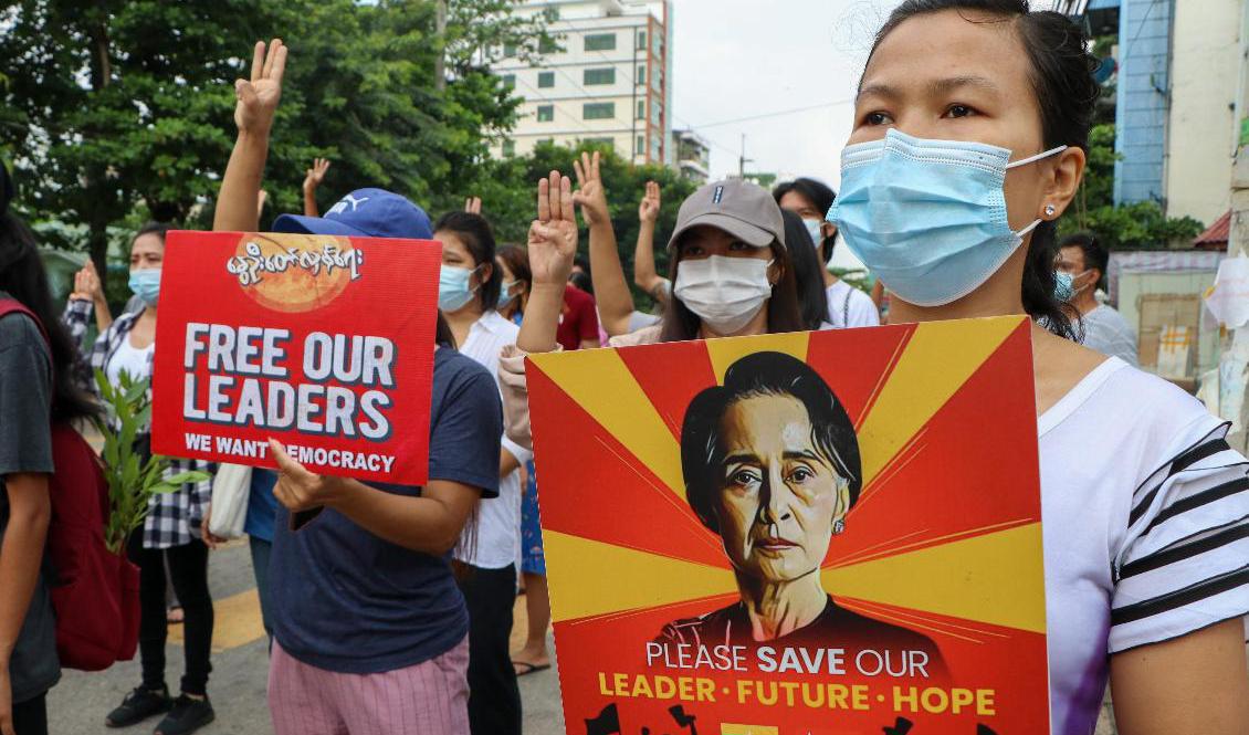 En protest mot militärkuppen i Myanmar. Arkivbild. Foto: AP/TT