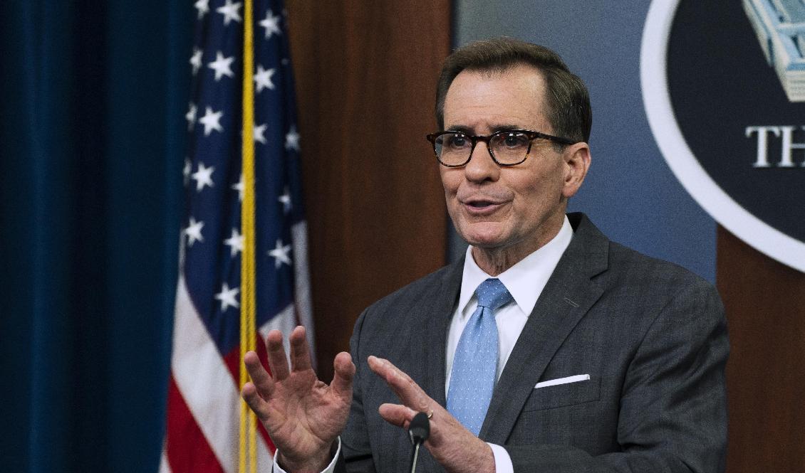 Pentagons talesperson John Kirby pratar på en presskonferens under torsdagen. Foto: Manuel Balce Ceneta/AP/TT