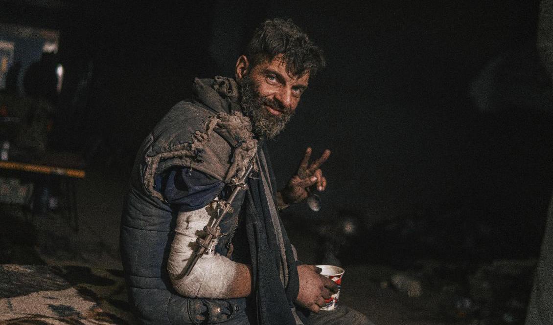 En bild publicerad av Azovregementet och som sägs ha tagits inne i stålverket Azovstal på tisdagen. Foto: Dmytro 'Orest' Kozatskyi/Azovregementet/AP/TT