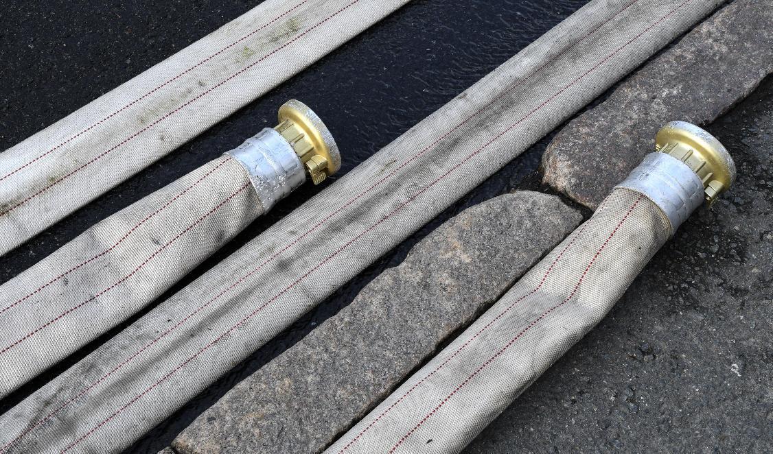 Det brinner i ett fyra kilometer långt område längs med ett tågspår i Gåsnäs. Arkivbild. Foto: Johan Nilsson/TT