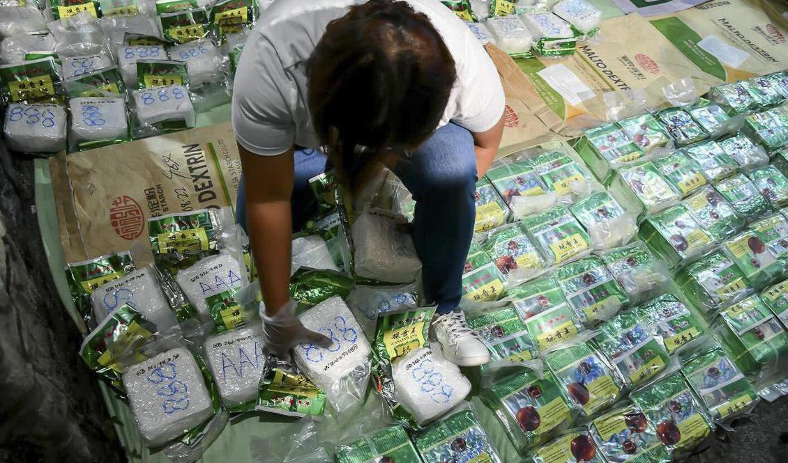 Knarkbeslagen ökar på många håll. Bild tagen i mars av myndigheter i Filippinerna. Foto: PDEA PIO/AP/TT