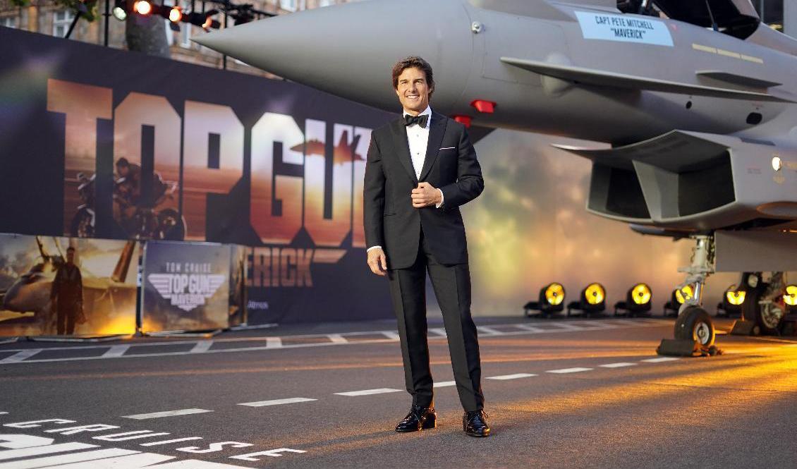 Tom Cruise vid premiären för "Top Gun: Maverick" i Storbritannien. Foto: Alberto Pezzali/AP/TT