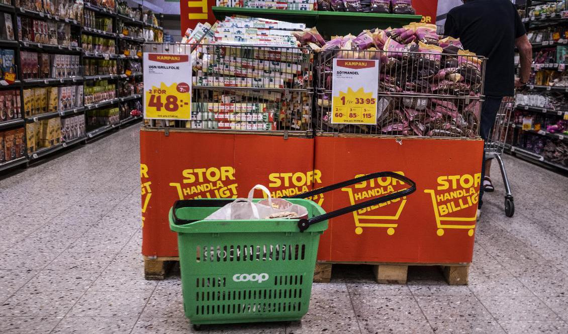 Matkassen blir allt dyrare och många hushåll har svårt att få budgeten att gå ihop. Arkivbild. Magnus Foto: Hjalmarson Neideman/SvD/TT