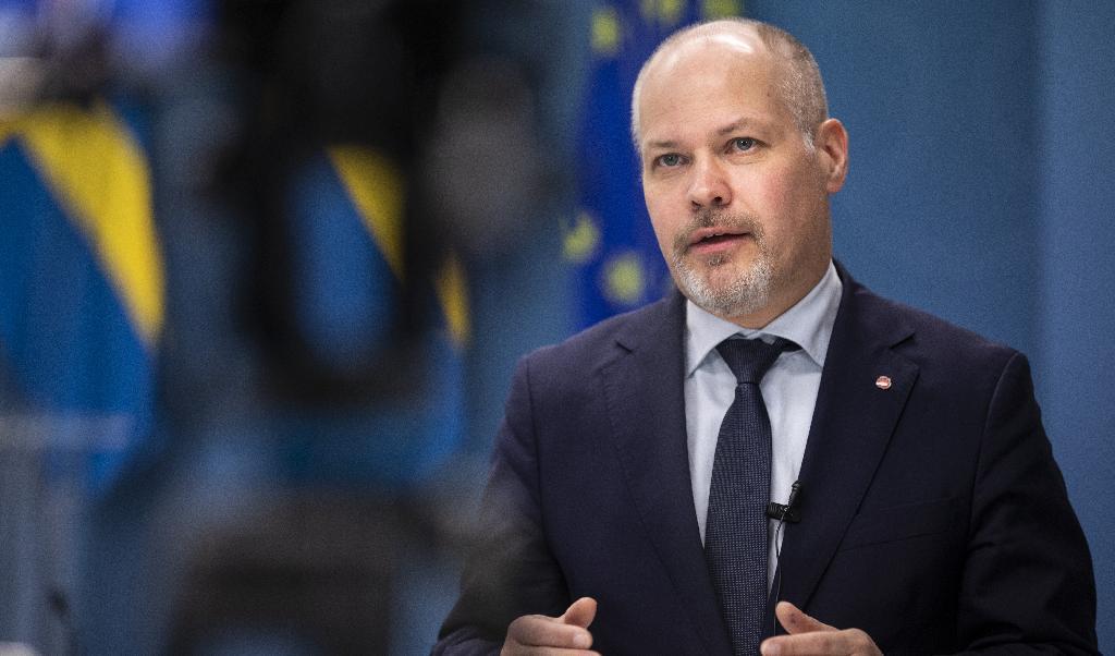 Med Morgan Johansson (S) i spetsen har fyra partier – S, V, MP och C – sett till att det avskaffade tjänstemannaansvaret lever vidare. Foto: Ninni Andersson/Regeringskansliet