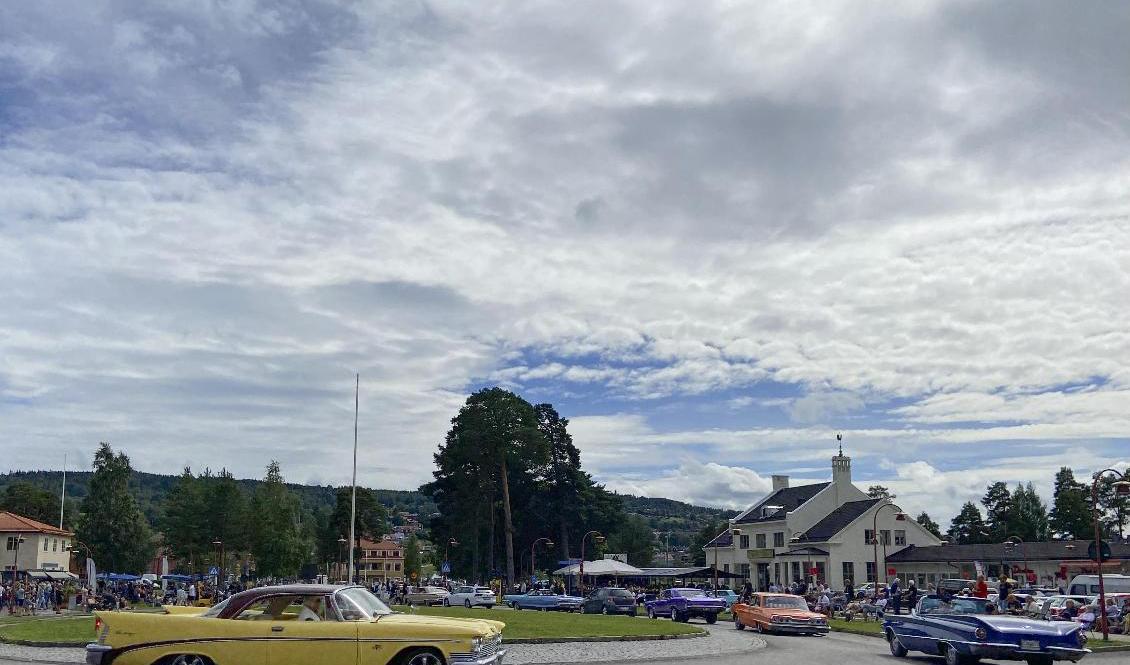 Classic car week i Rättvik arrangeras igen efter pandemin med mängder av besökare och bilköer genom Rättvik. Foto: Lisa Abrahamsson/TT