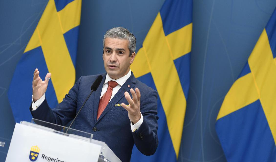 Alla fossilfria energislag behövs, även kärnkraft, enligt energiminister Khashayar Farmanbar. Foto: Maja Suslin/TT