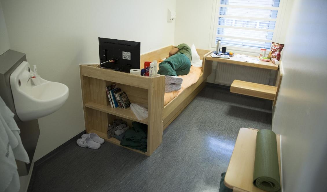 Kriminalvårdens kommer att behöva över 15 miljarder kronor år 2025 till följd av att antalet intagna i häkten och anstalter har ökat. Foto: Kriminalvården