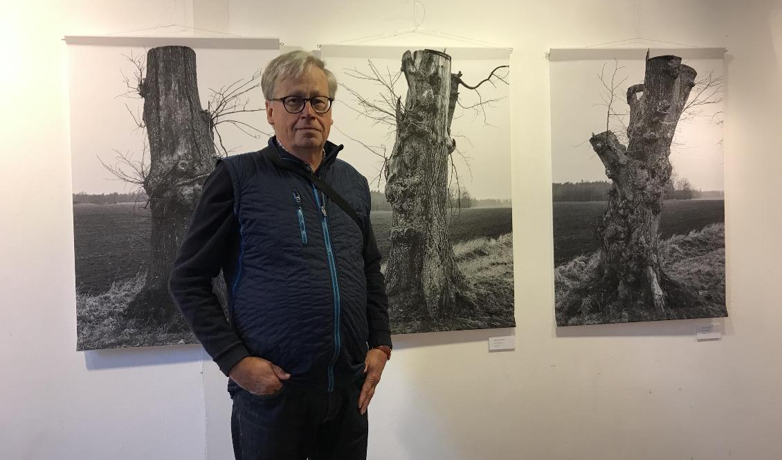 För att komplettera de andra fotografernas stilar bestämde sig Sven Arrelöv för att på denna utställning enbart deltaga med svartvita fotografier. Foto: Anton Nilsson