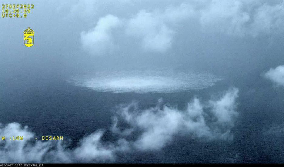 Gasläckan från Nord Stream fotograferad från Kustbevakningens flygplan. Fotot är taget den 27 september i år. Foto: Kustbevakningen/TT