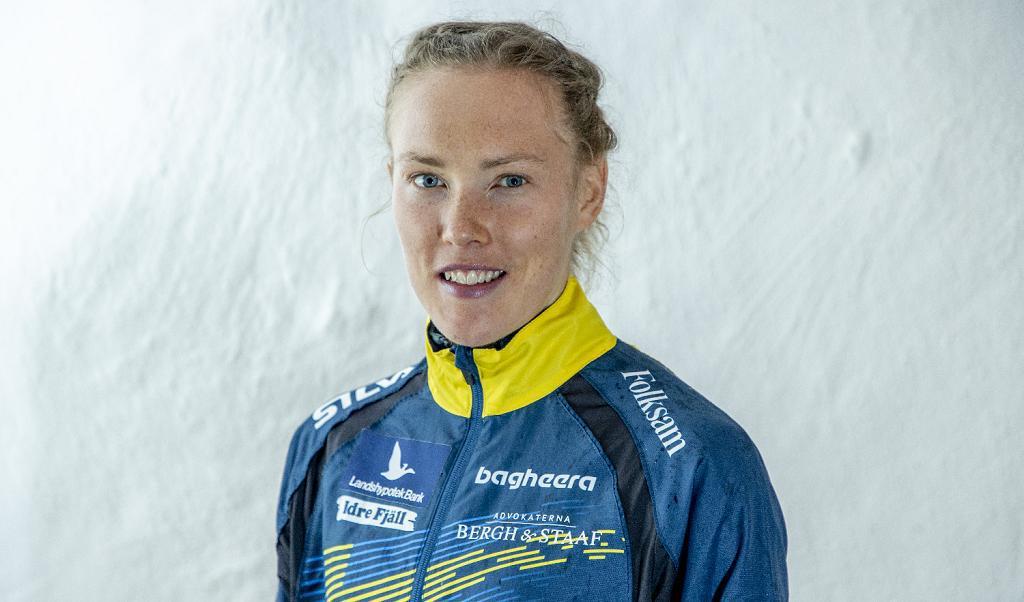 Orienteringsdrottningen Tove Alexandersson är historisk. Hon är nämligen den första orienteraren att vinna åtta totalsegrar i världskuppen. Foto: Adam Ihse/TT