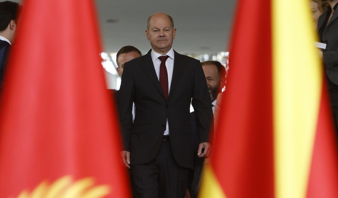 Tysklands förbundskansler Olaf Scholz möter Kinas president Xi Jinping i Folkets stora hall i Peking. Foto: Kay Nietfeld/AP/TT
