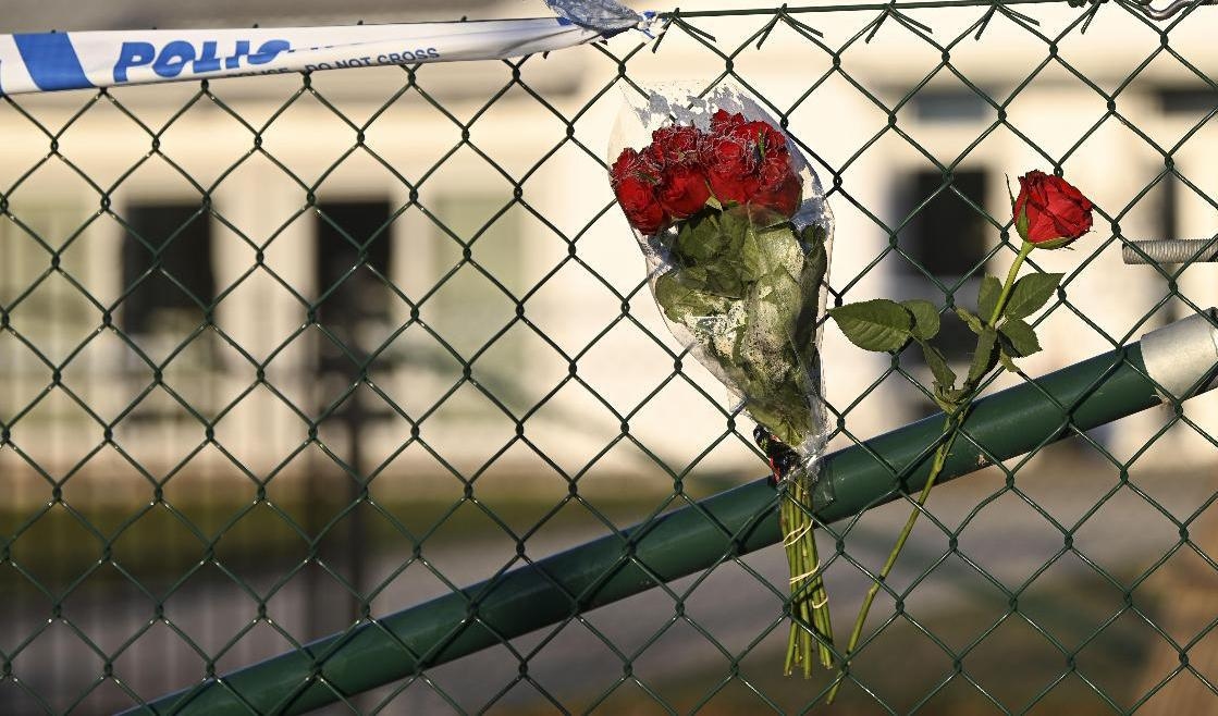 En ung kvinna i personalen mördades på ett vårdboende i Enköping i torsdags. Foto: Fredrik Sandberg/TT