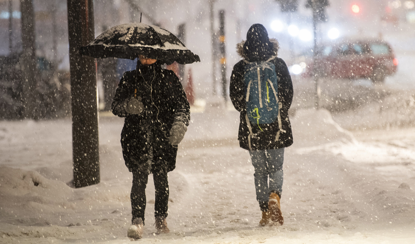 Det blir snö och ovanligt kallt på flera håll i landet under onsdagen. Arkivbild. Foto: Fredrik Sandberg/TT