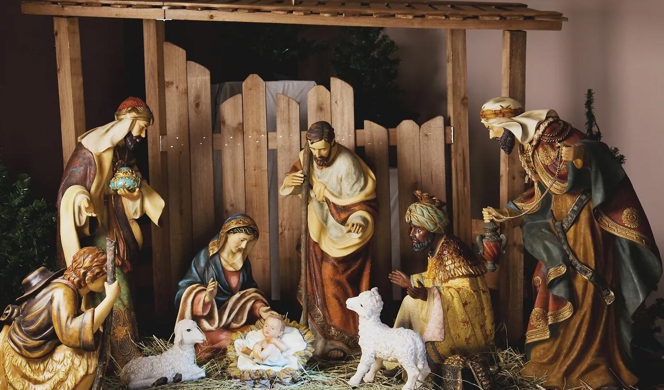 
I dag är julen inte enbart en kristen högtid. Även om man själv inte är troende, är det viktigt att respektera personer som är det. Foto: Shutterstock                                            