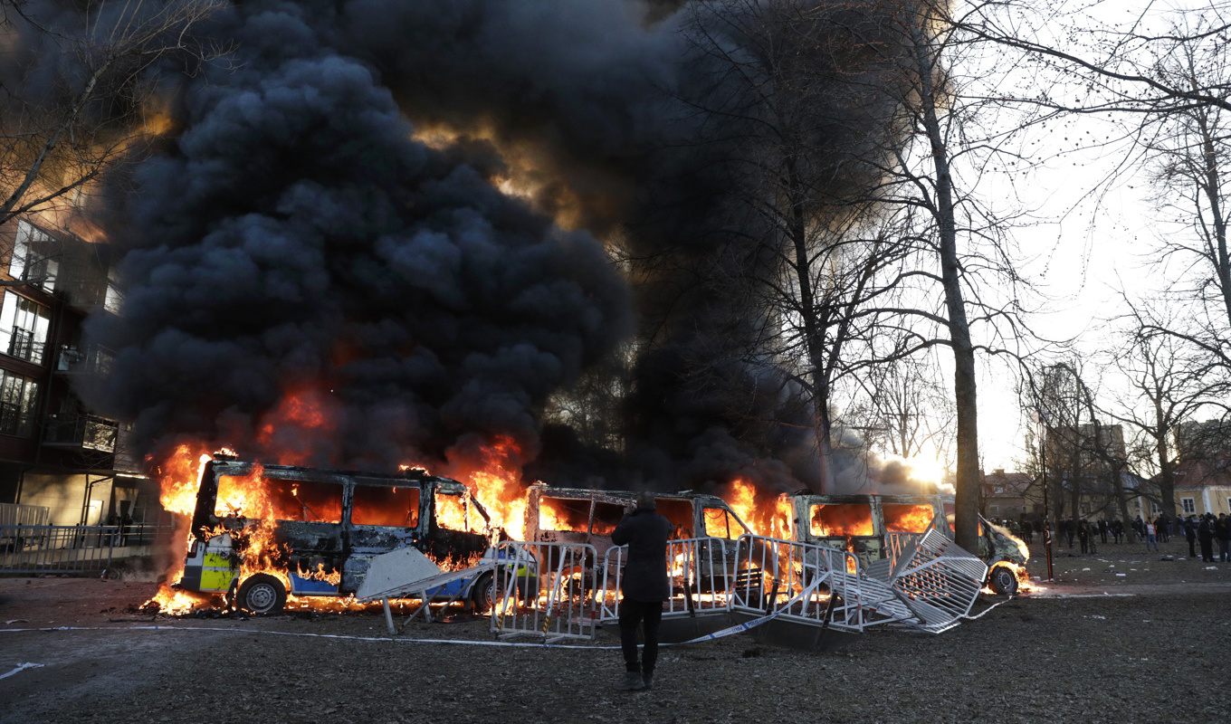 Ytterligare fyra män har dömts till fängelse efter påskupploppen i Sveaparken i Örebro. Arkivbild. Foto: Kicki Nilsson/TT