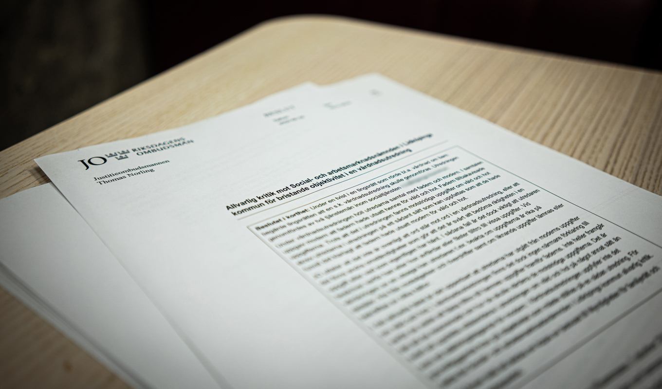 Det händer att JO ger kritik till socialnämnder för brist på saklighet och objektivitet. Annan kritik kan gälla hantering av umgängesstöd. Foto: Sofia Drevemo