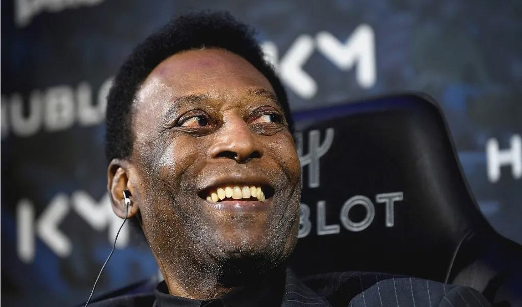 Edson Arantes do Nascimento – mer känd under sitt artistnamn Pelé – har lämnat oss. Världens bästa fotbollsspelare blev 82 år.Foto: Franck Fife/AFP via GETTY IMAGES