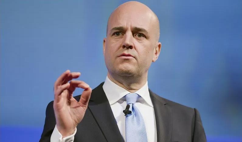 Att valberedningen ser Reinfeldts koppling till Kina, världens största diktatur, som förenlig med rollen som ordförande för Sveriges största idrottsförbund är anmärkningsvärt, menar Jonas Arnesen. Foto: Justin Tallis/AFP via Getty Images